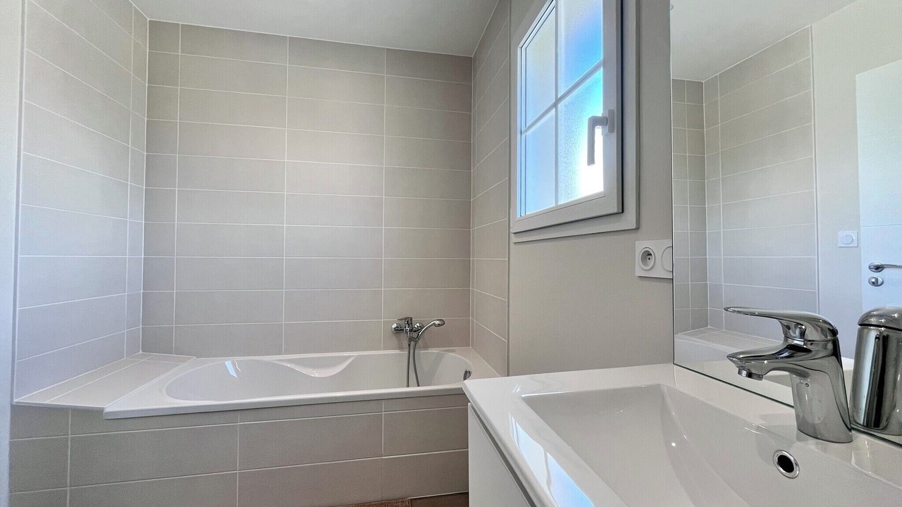 Photo of Bathroom in Tournon-sur-Rhone