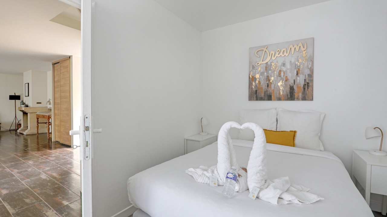 Photo of Bedroom in L'Hay-les-Roses