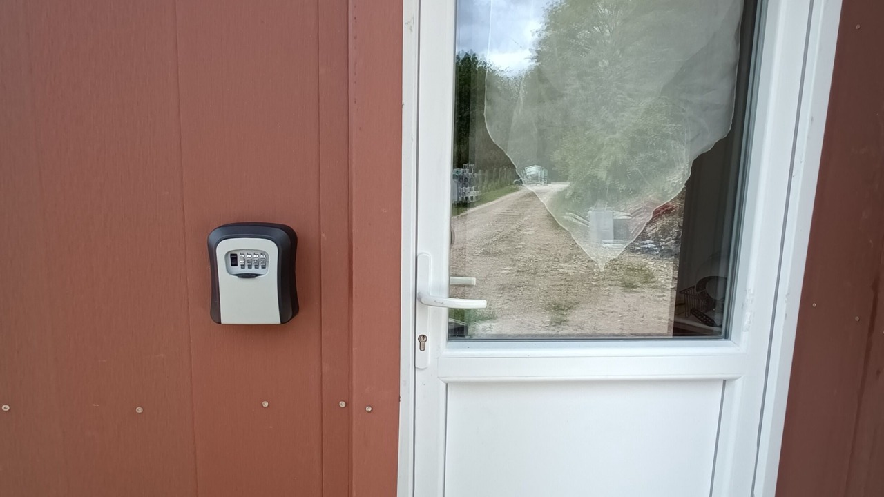 Photo of Outdoor in L'Hopital-du-Grosbois