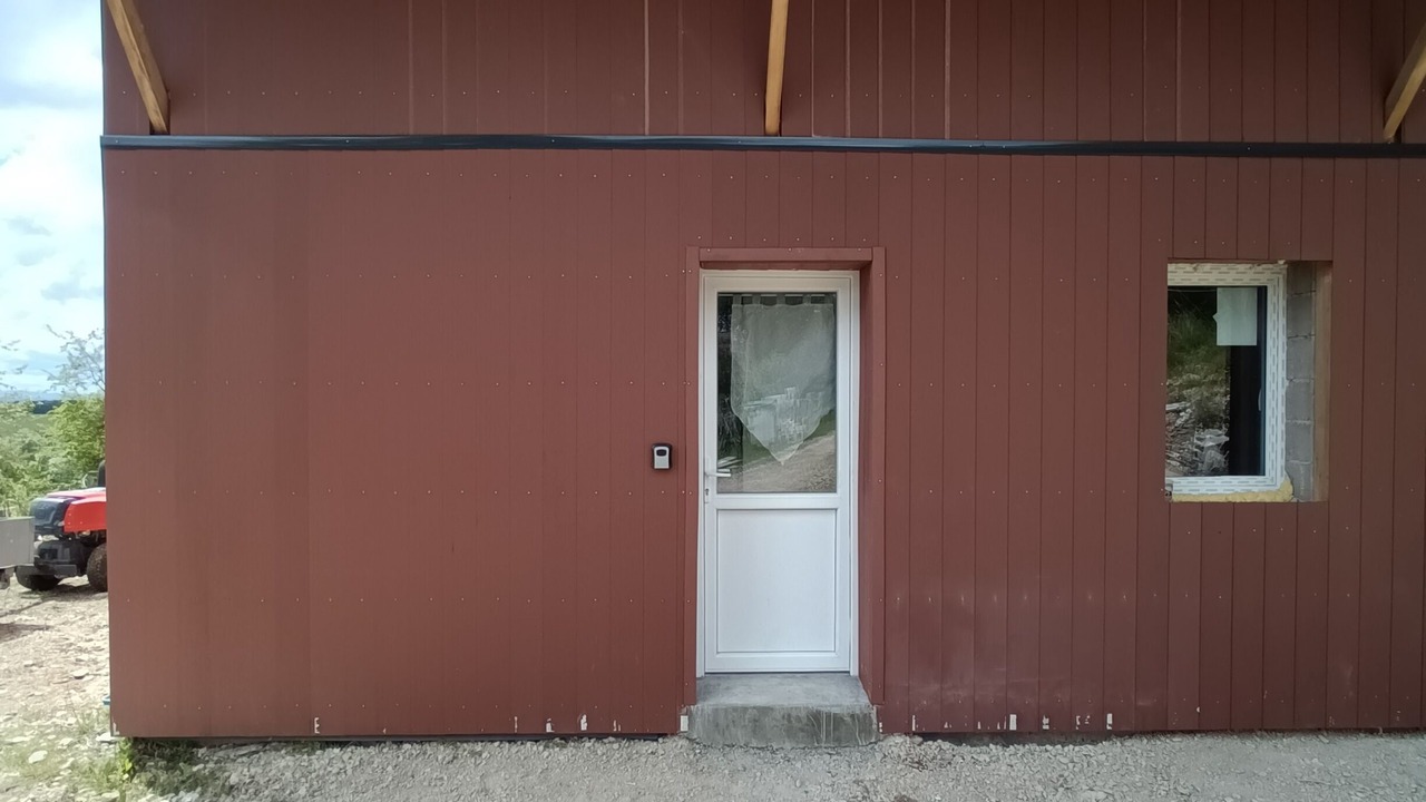 Photo of Outdoor in L'Hopital-du-Grosbois