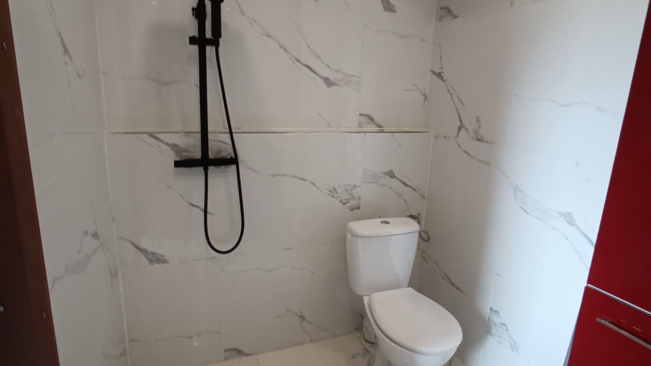 Photo of Bathroom in L'Hopital-du-Grosbois