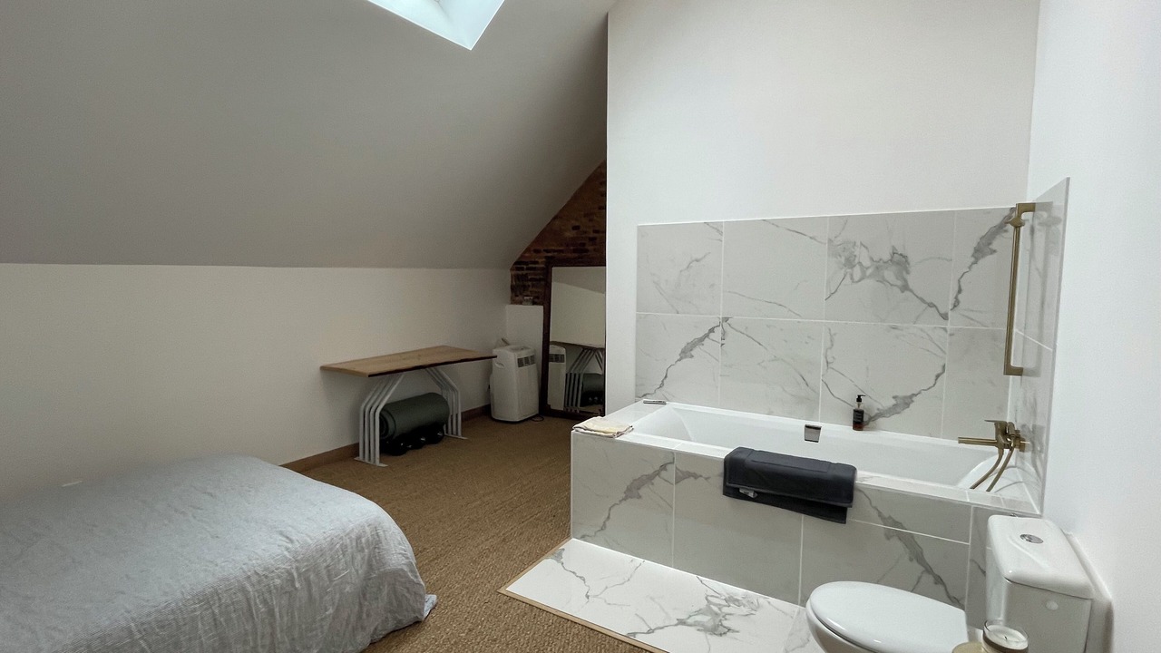 Photo of Bedroom in Annoire