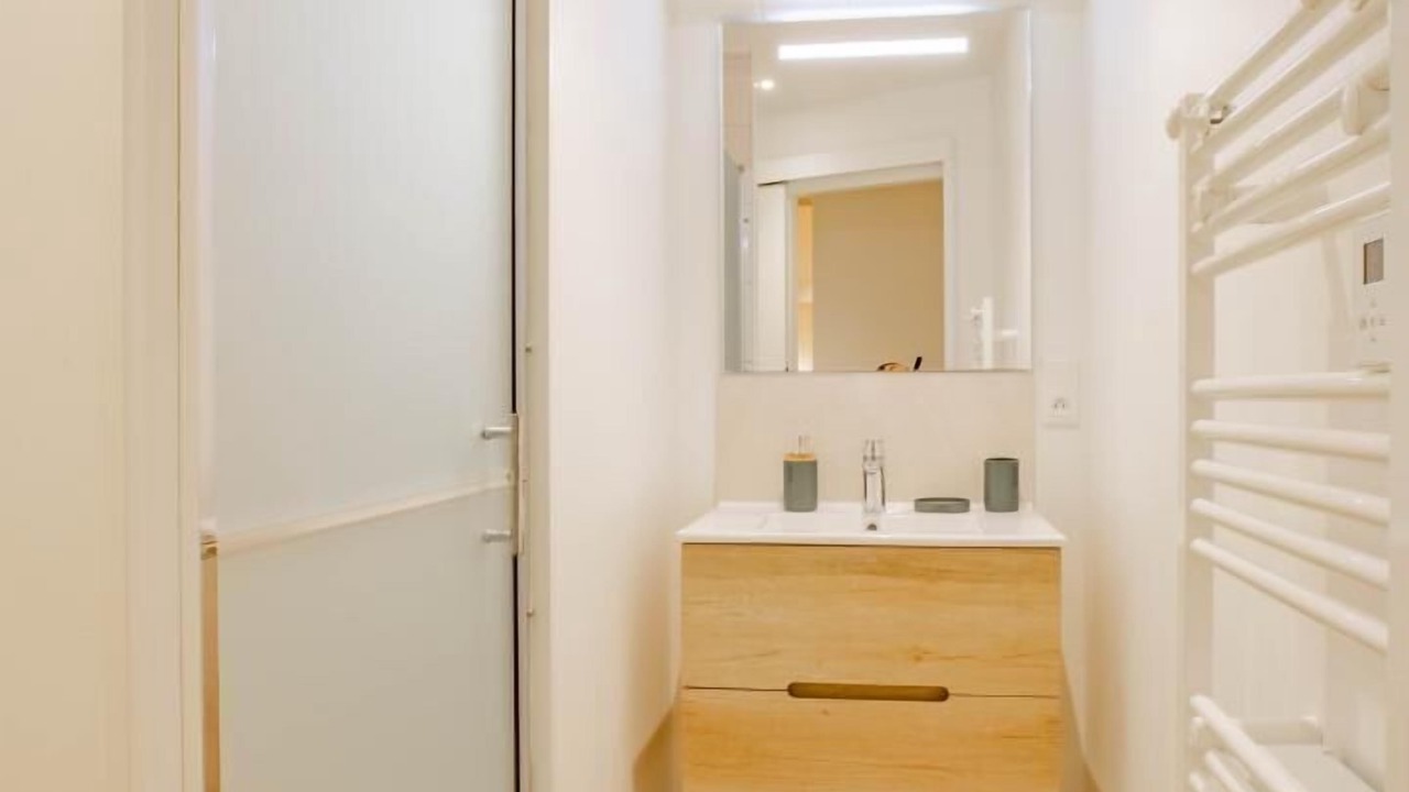 Photo of Bathroom in Chatenoy-le-Royal