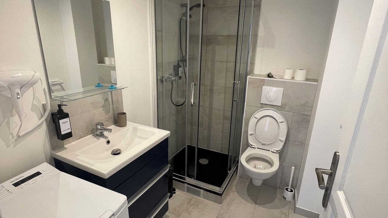 Photo of Bathroom in Quartier Massy-Opera I
