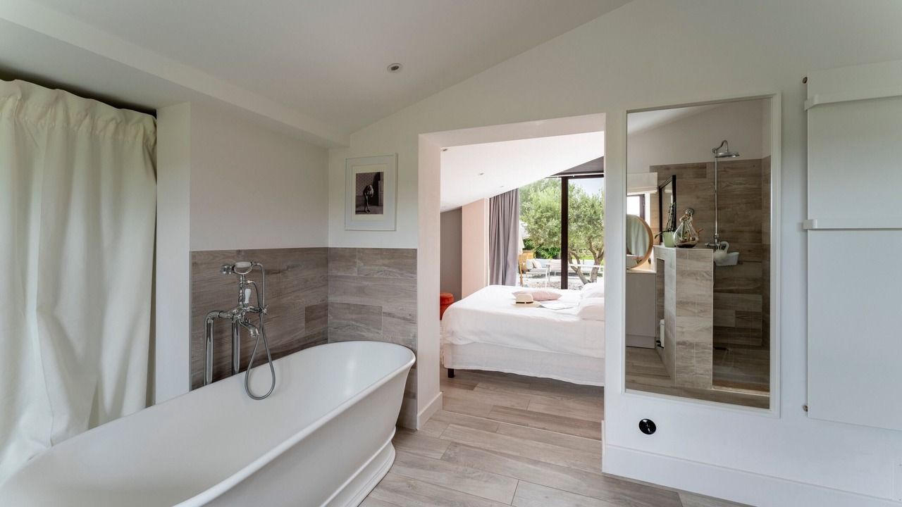 Photo of Bathroom in Modene