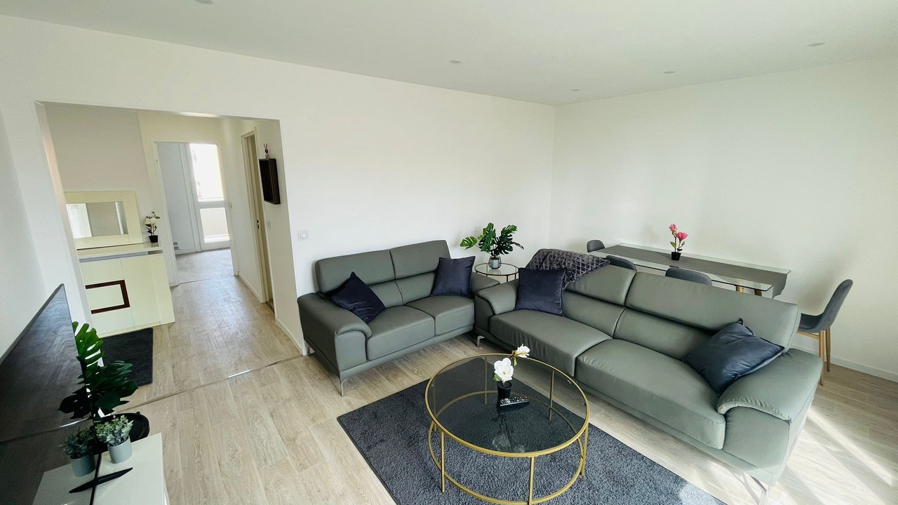 Photo of Livingroom in Mont-Mesly