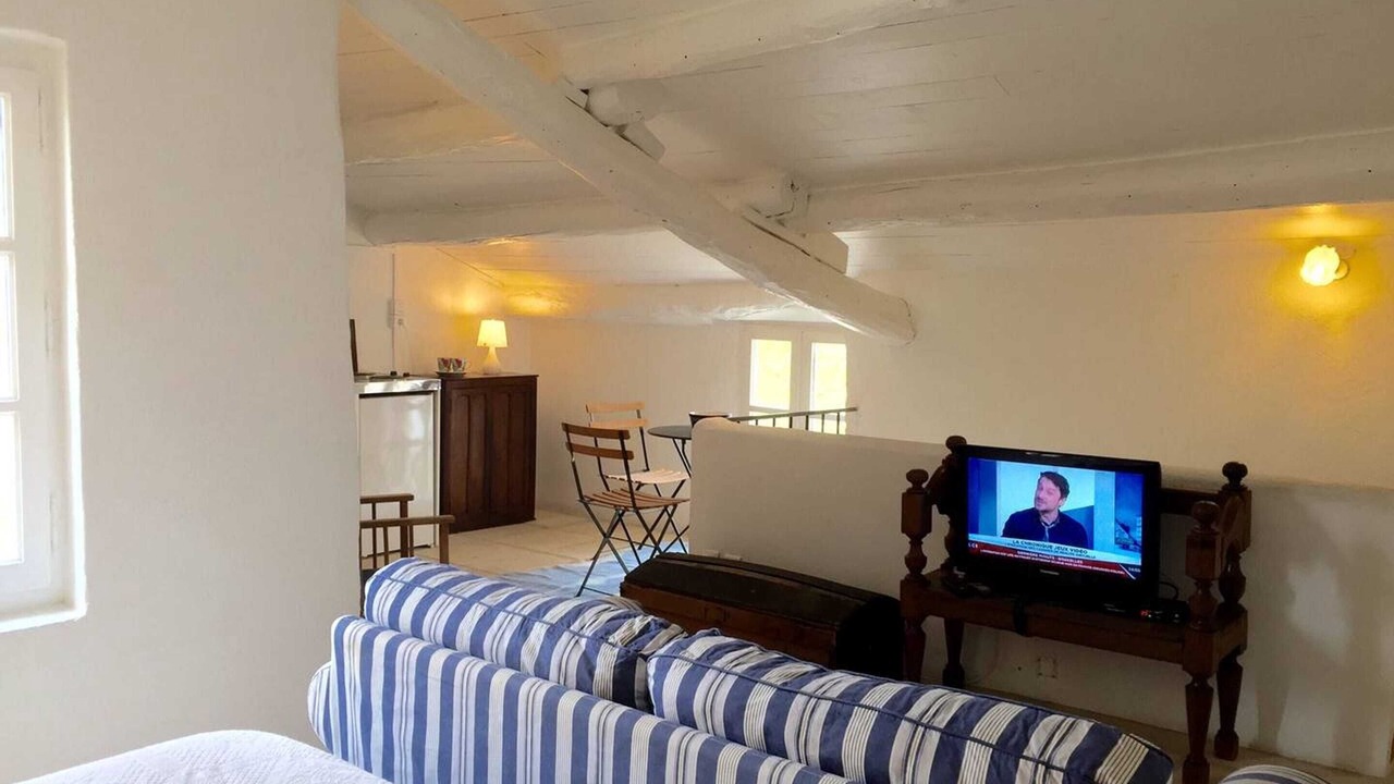 Photo of Livingroom in Valaurie