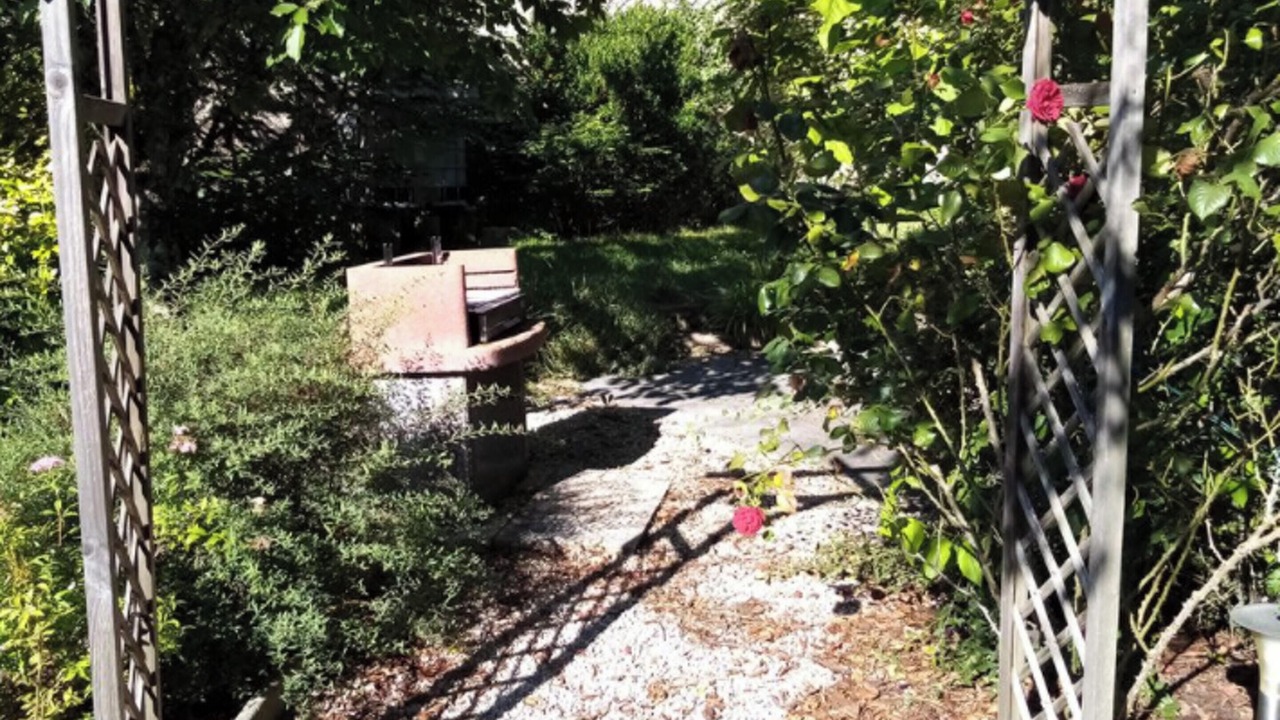 Photo of Outdoor in Saint-Martin-de-Vers