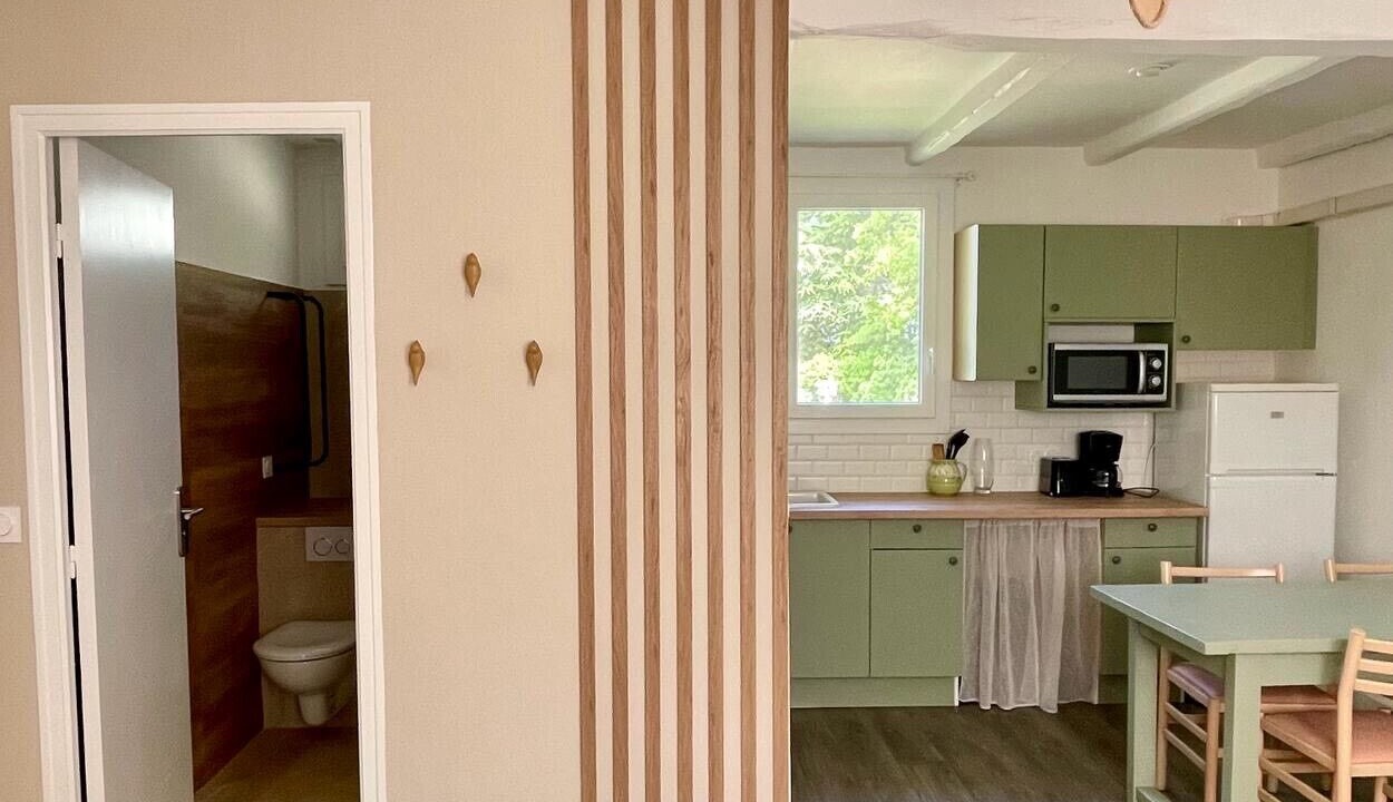 Photo of Kitchen in La Roque-sur-Pernes
