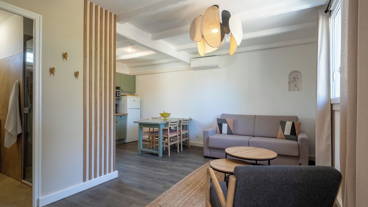 Photo of Livingroom in La Roque-sur-Pernes