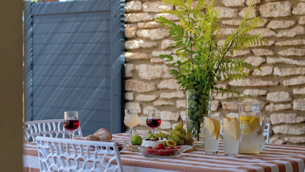 Photo of Outdoor in La Roque-sur-Pernes