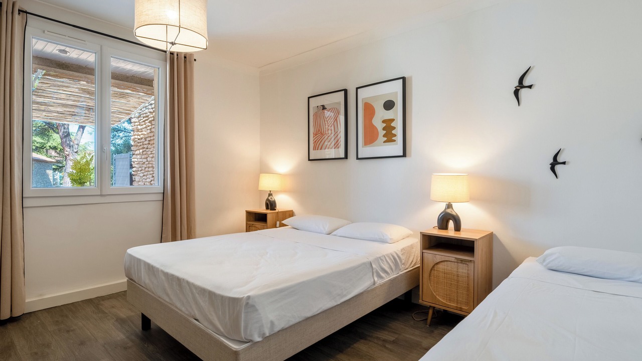 Photo of Bedroom in La Roque-sur-Pernes
