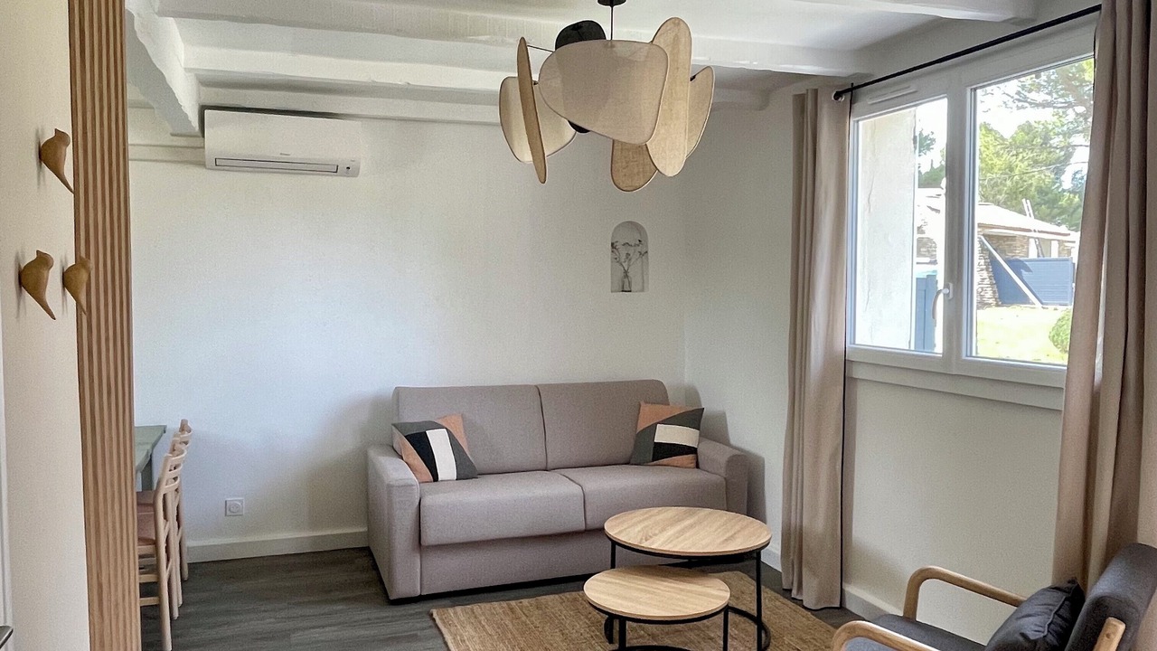 Photo of Livingroom in La Roque-sur-Pernes