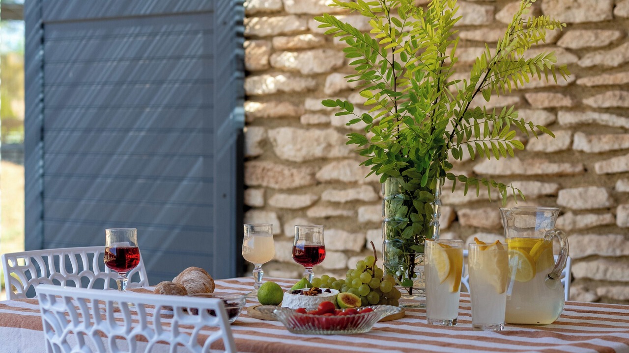 Photo of Outdoor in La Roque-sur-Pernes
