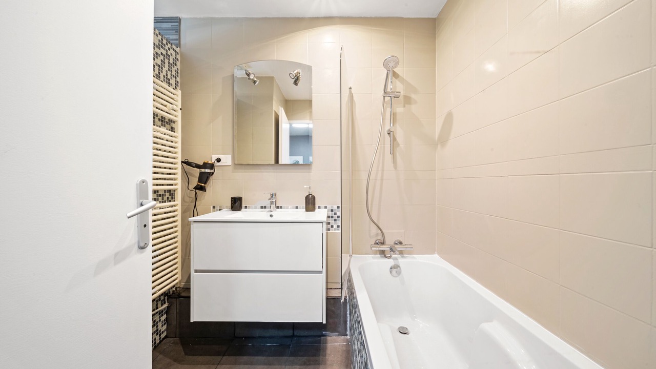 Photo of Bathroom in Ladoix-Serrigny