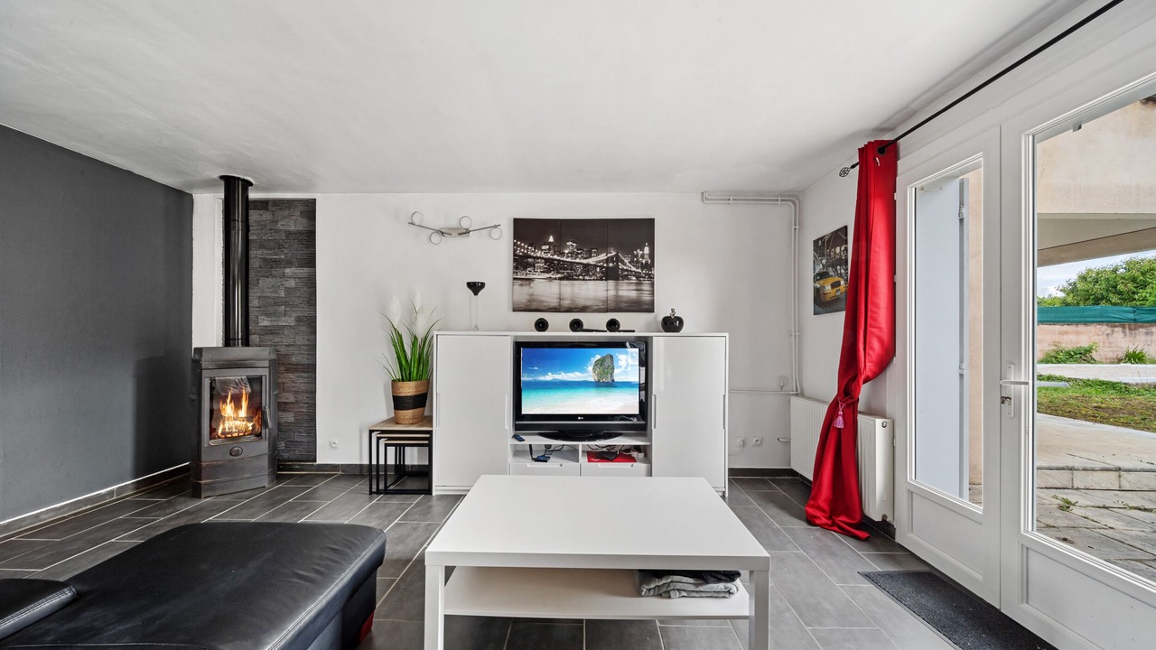 Photo of Livingroom in Ladoix-Serrigny