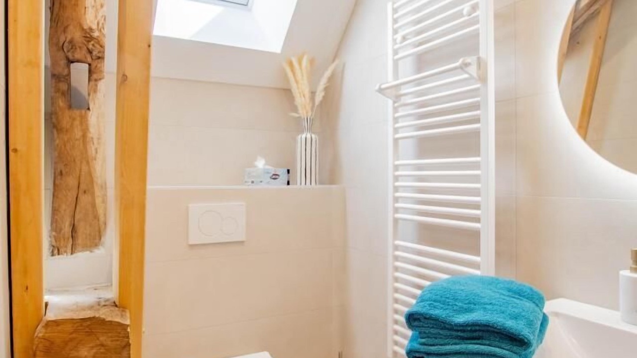 Photo of Bathroom in Mellecey