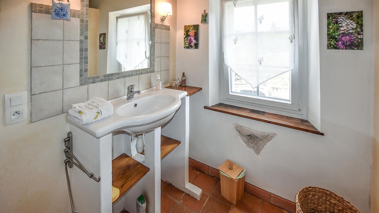 Photo of Bathroom in Villes-sur-Auzon