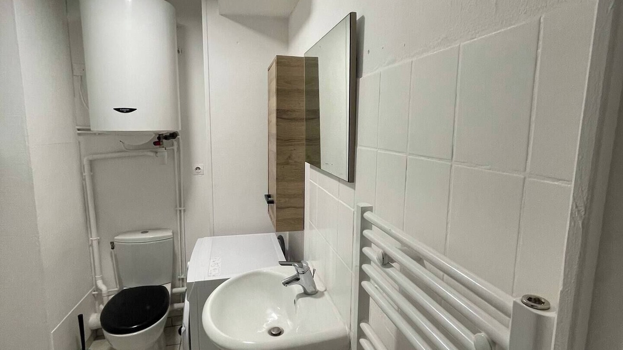 Photo of Bathroom in Longjumeau