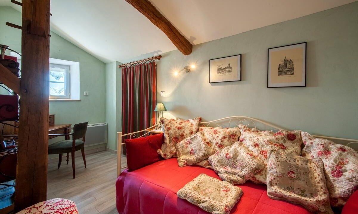 Photo of Bedroom in Montagny-sur-Grosne