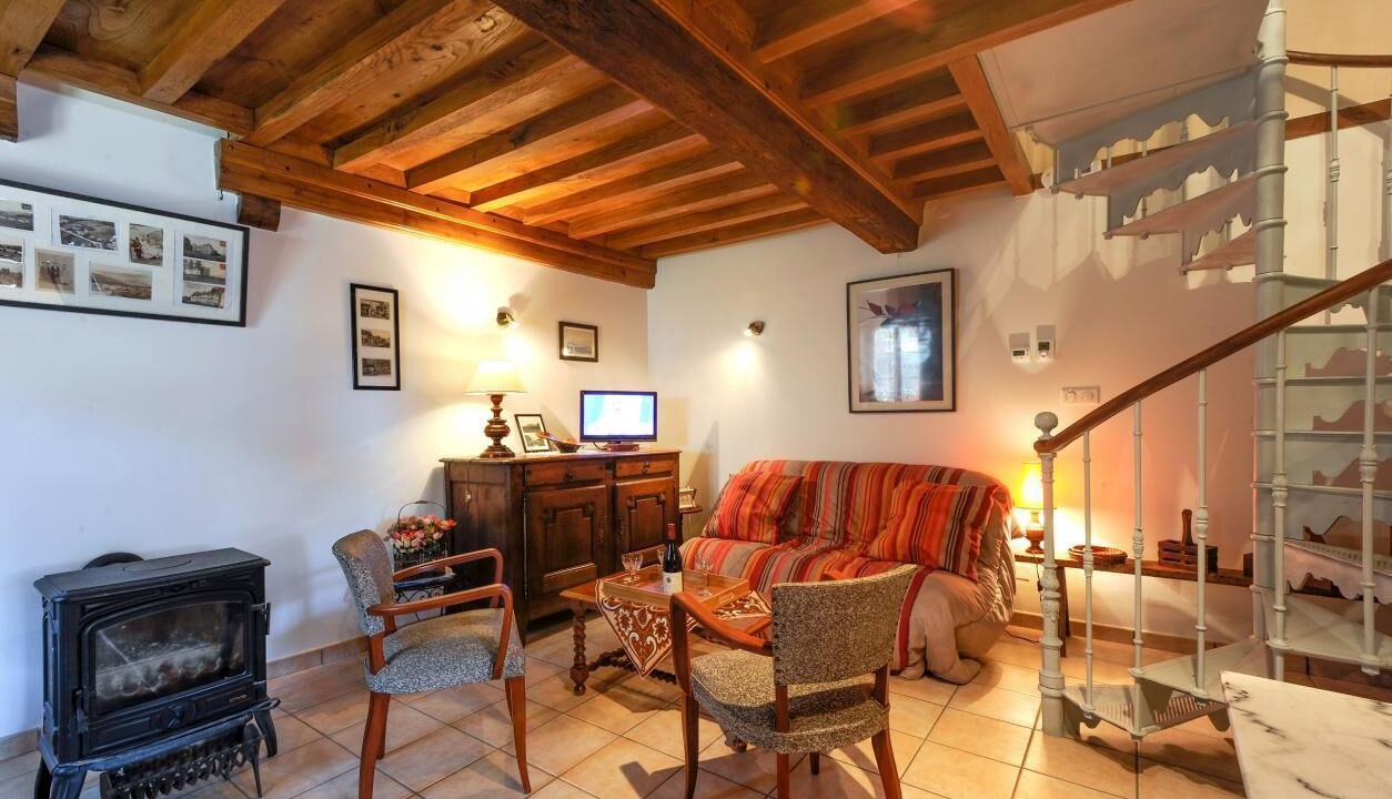 Photo of Livingroom in Montagny-sur-Grosne
