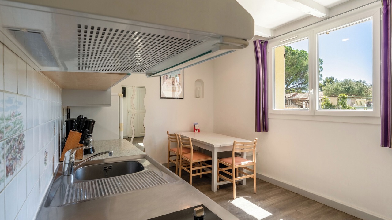 Photo of Kitchen in La Roque-sur-Pernes