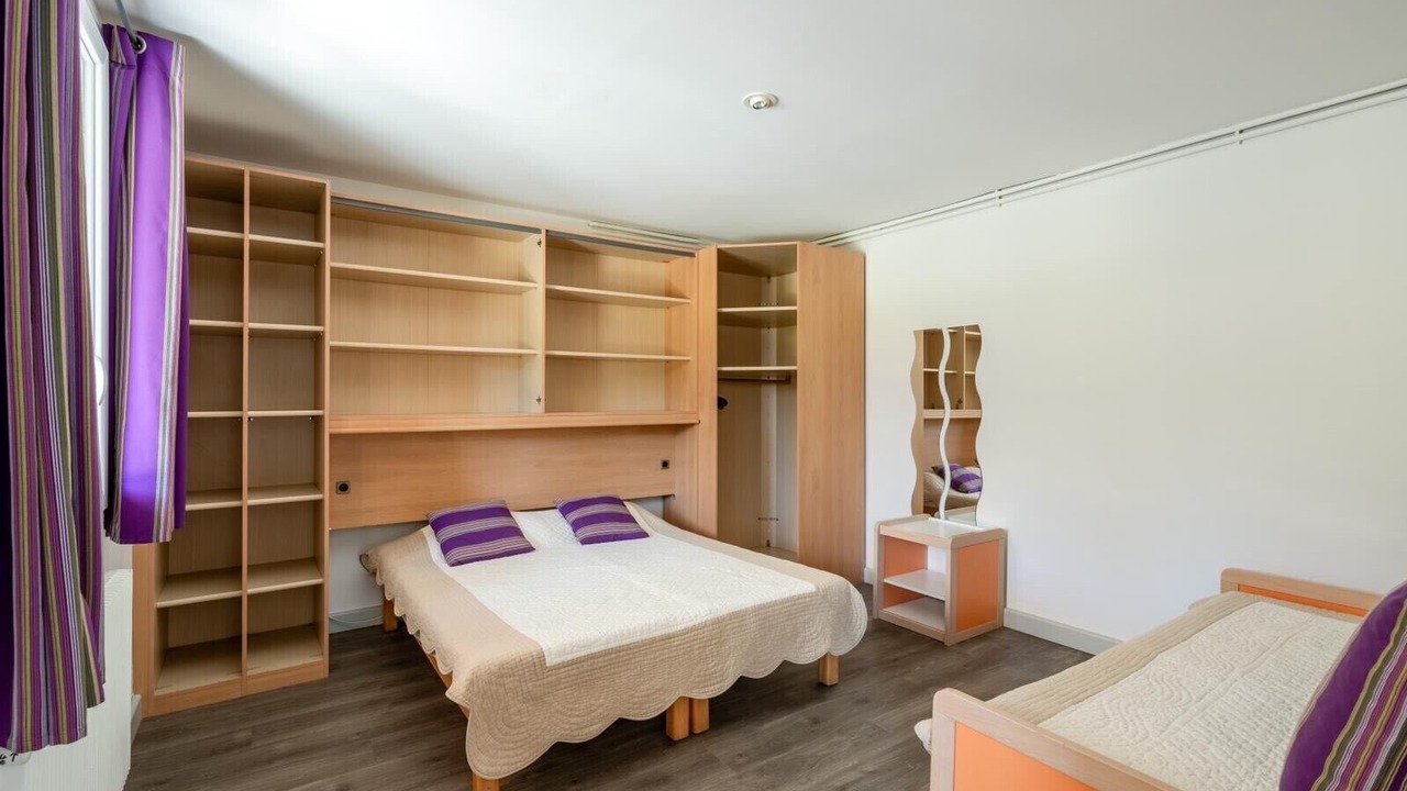 Photo of Bedroom in La Roque-sur-Pernes