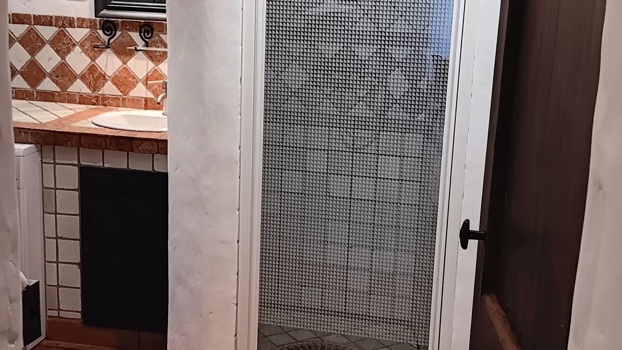 Photo of Bathroom in Malemort-du-Comtat