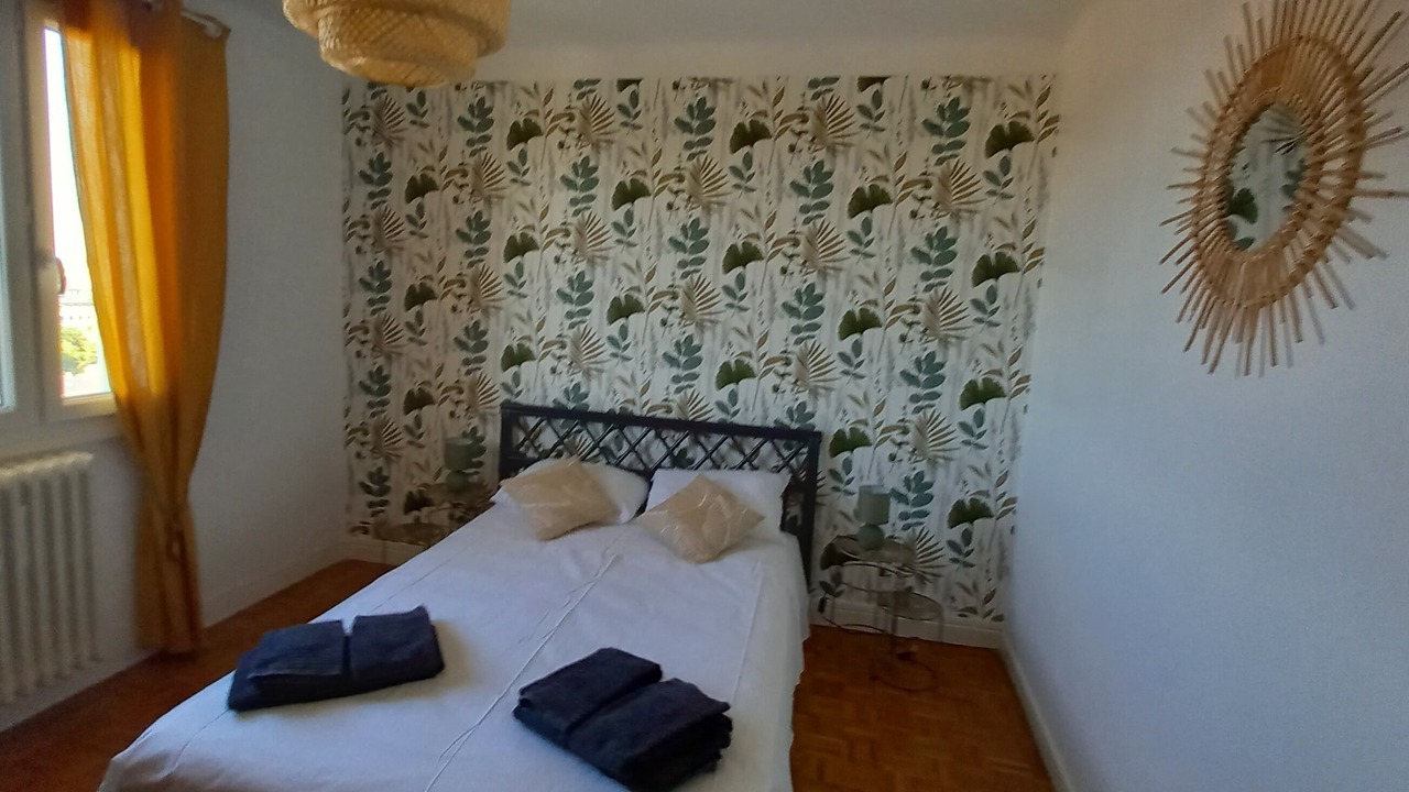 Photo of Bedroom in Rodez