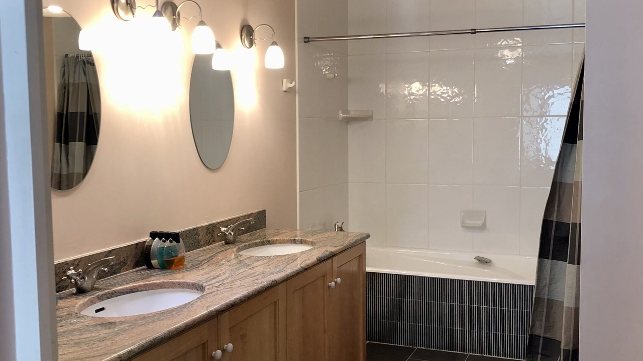 Photo of Bathroom in Nevy-sur-Seille