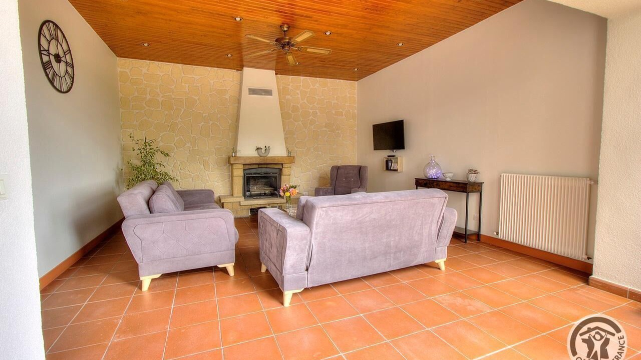 Photo of Livingroom in Chiroubles