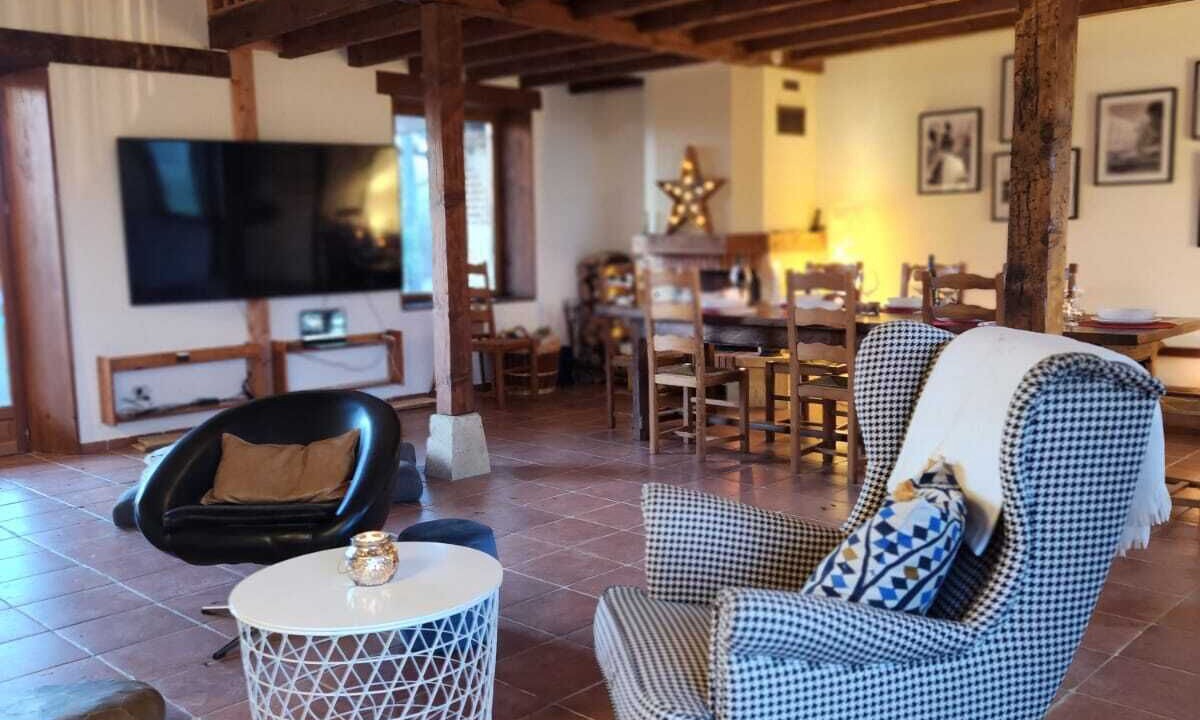 Photo of Livingroom in Montpont-en-Bresse