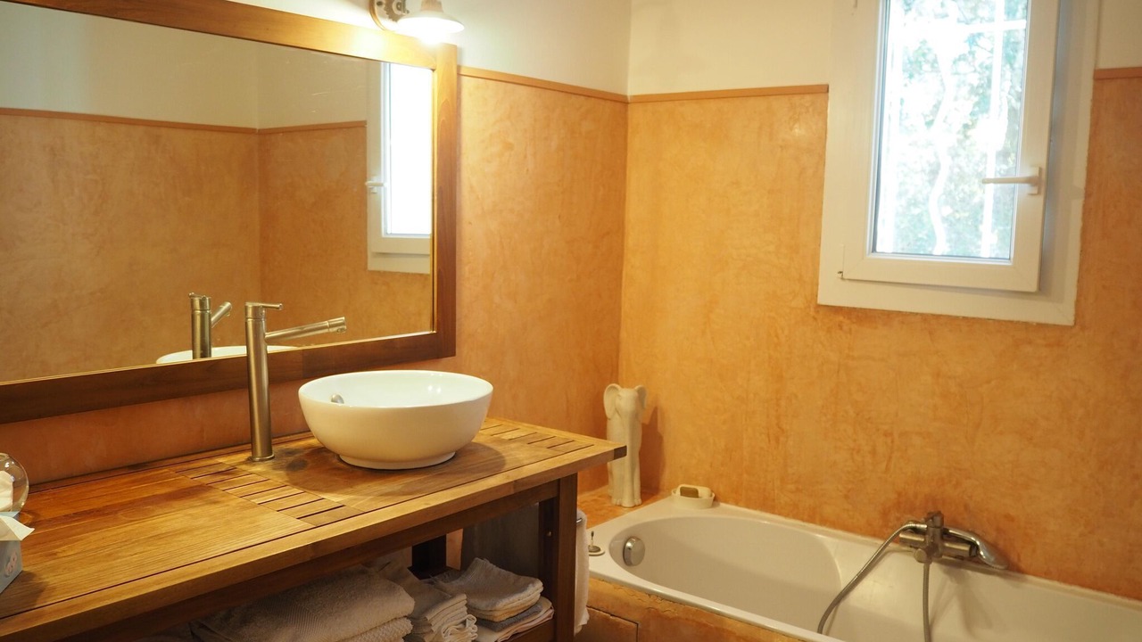 Photo of Bathroom in Villes-sur-Auzon