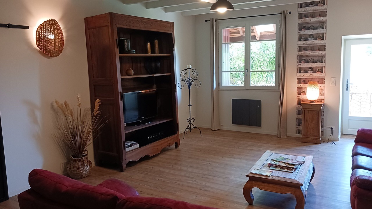 Photo of Livingroom in Saint-Maurice-d'Ibie