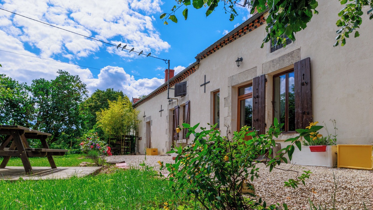 Photo of Outdoor in Groises