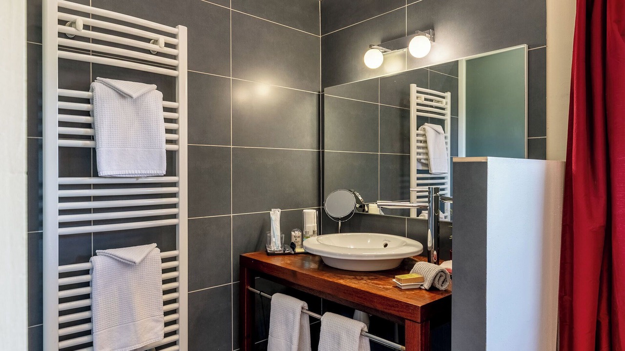 Photo of Bathroom in Ajat