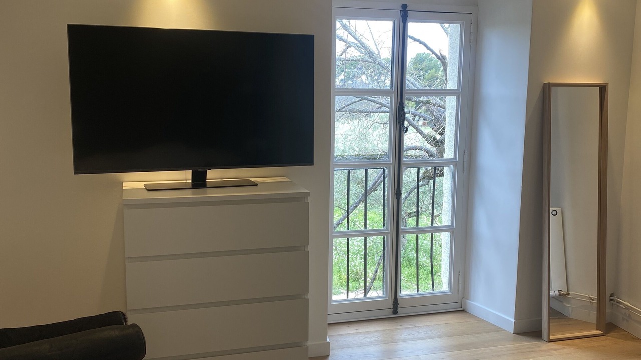 Photo of Livingroom in Saint-Pierre-de-Vassols