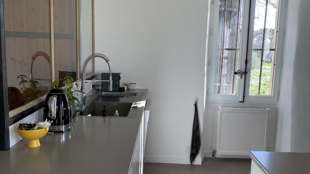 Photo of Kitchen in Saint-Pierre-de-Vassols