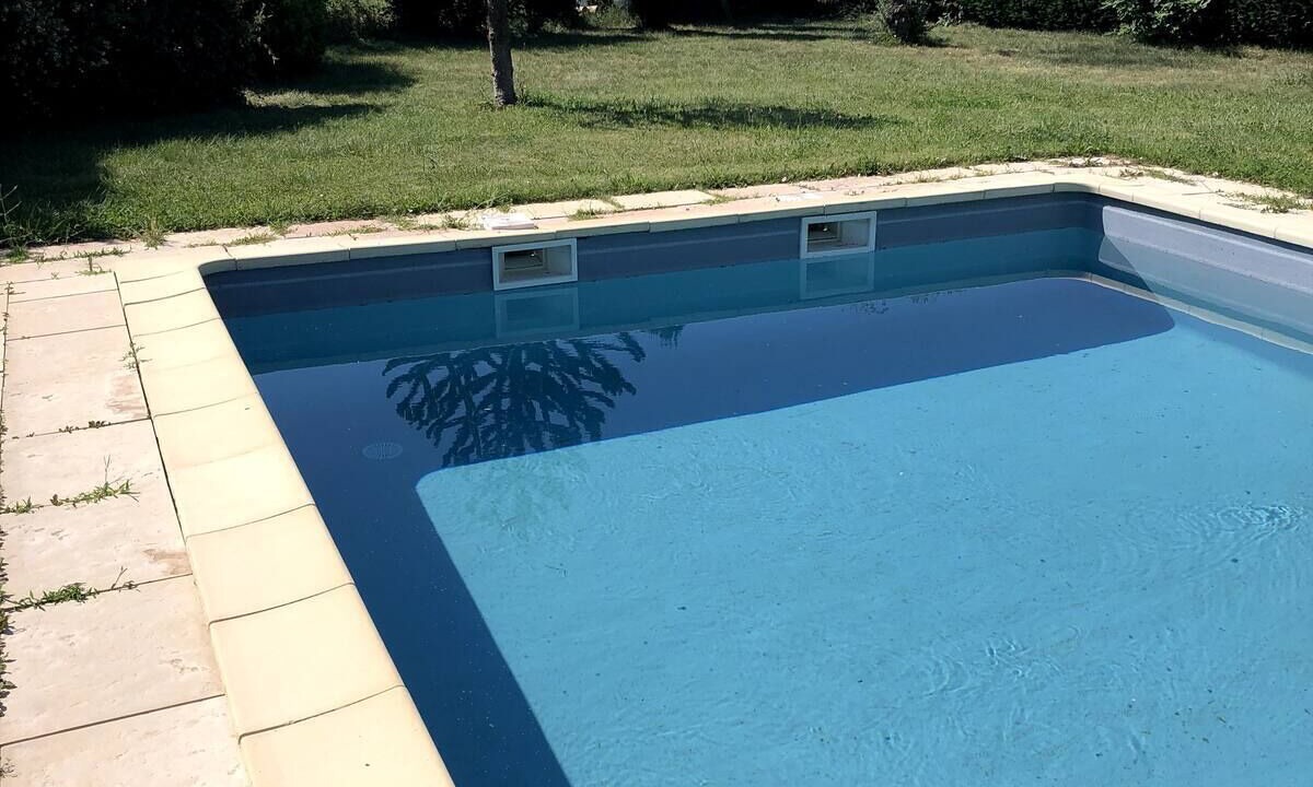 Photo of Outdoor in Saint-Pierre-de-Vassols