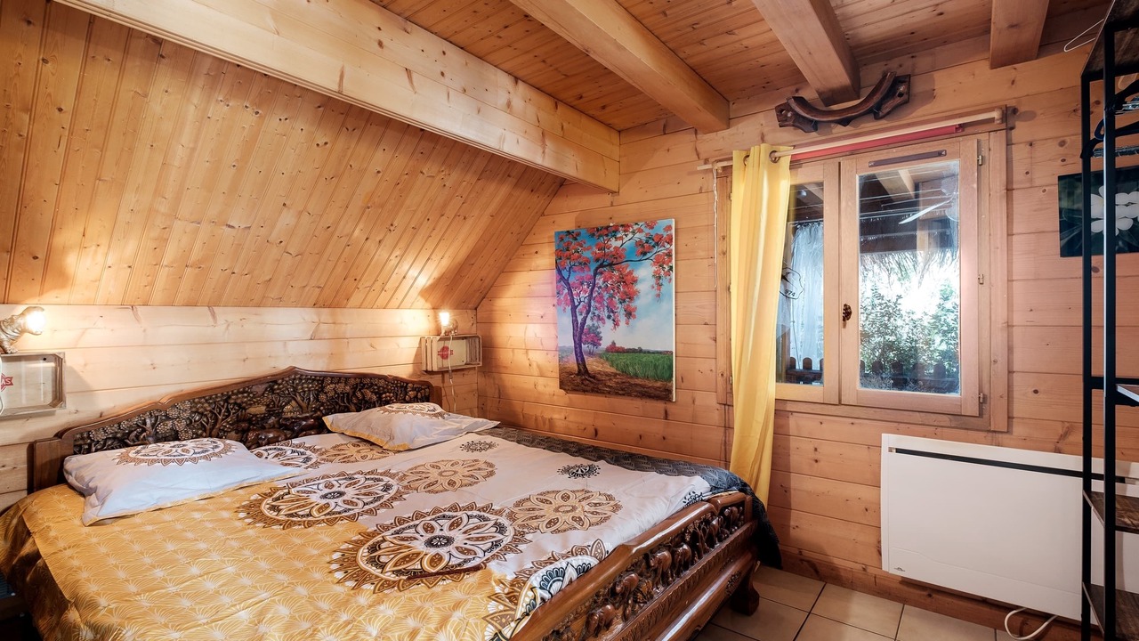 Photo of Bedroom in Montoldre