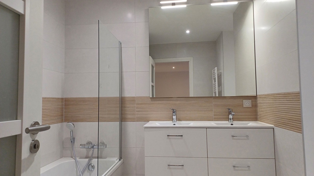 Photo of Bathroom in Ornans