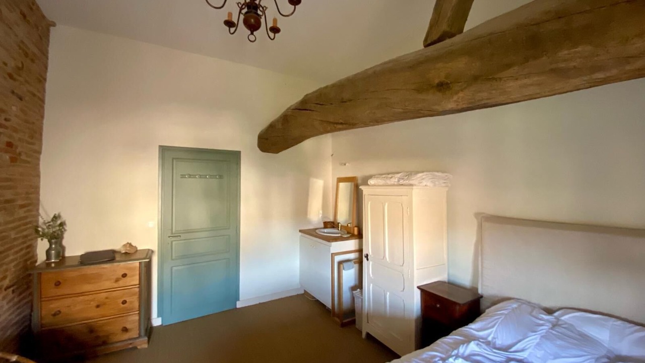 Photo of Bedroom in Chapaize