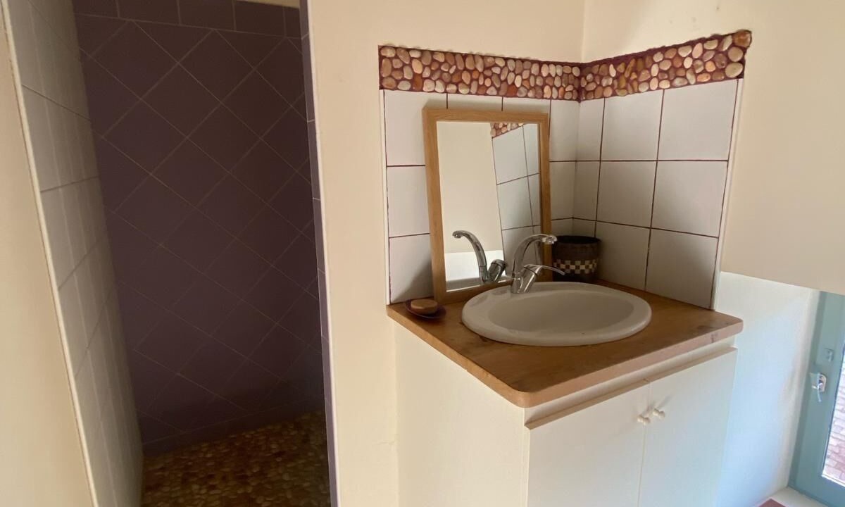 Photo of Bathroom in Chapaize
