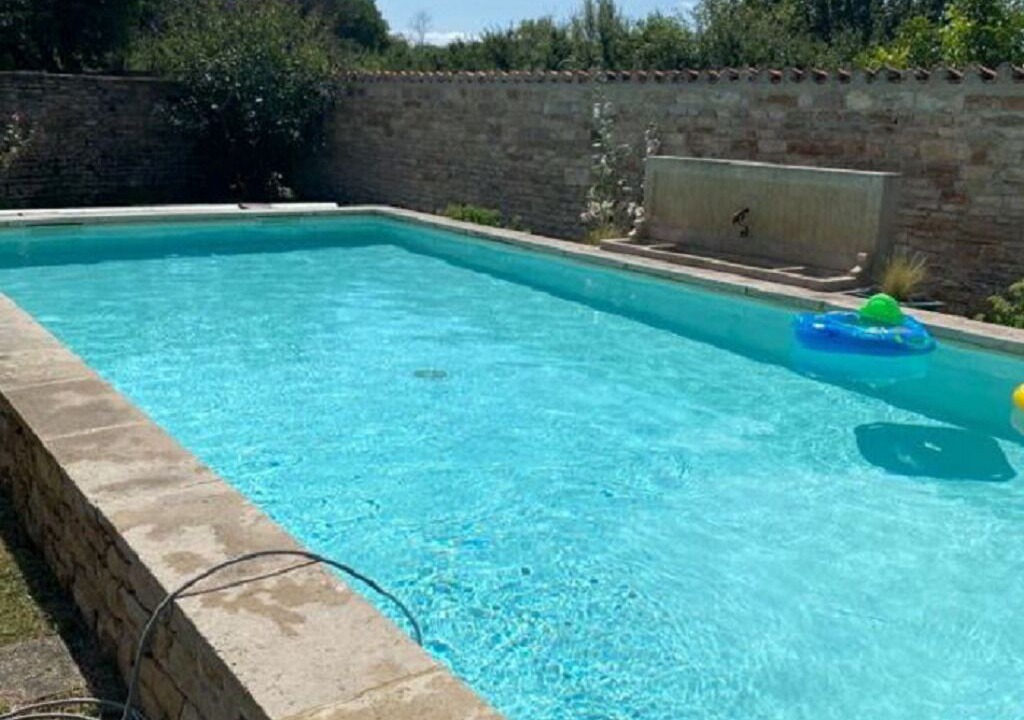 Photo of Outdoor in Chapaize