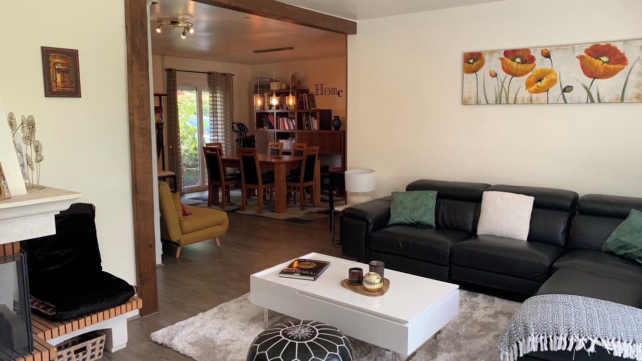 Photo of Livingroom in Cernay-la-Ville
