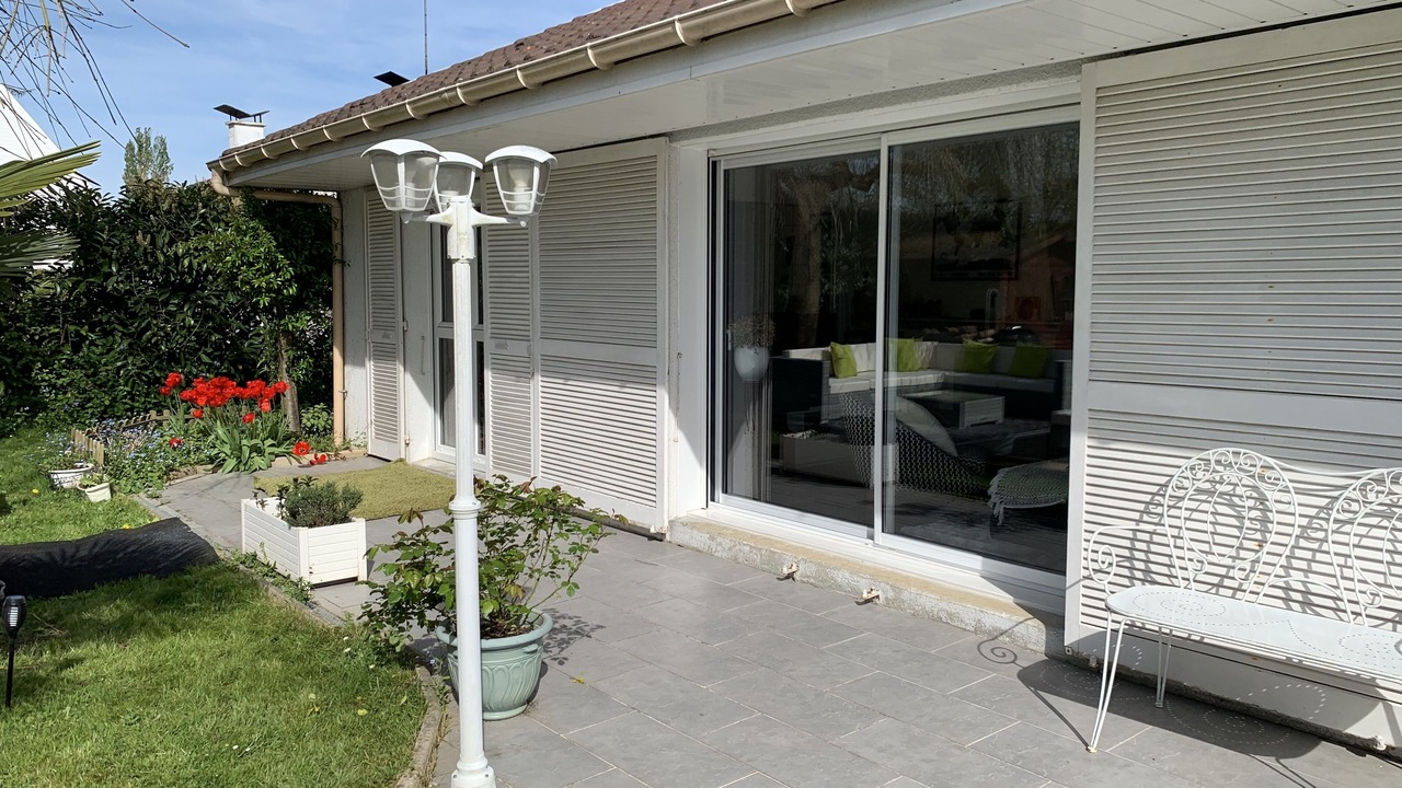 Photo of Outdoor in Cernay-la-Ville