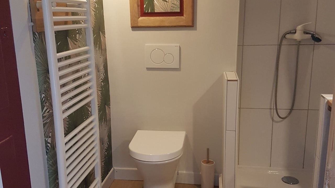 Photo of Bathroom in Crest