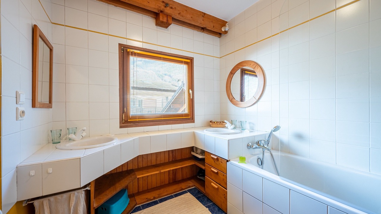 Photo of Bathroom in Aigueblanche