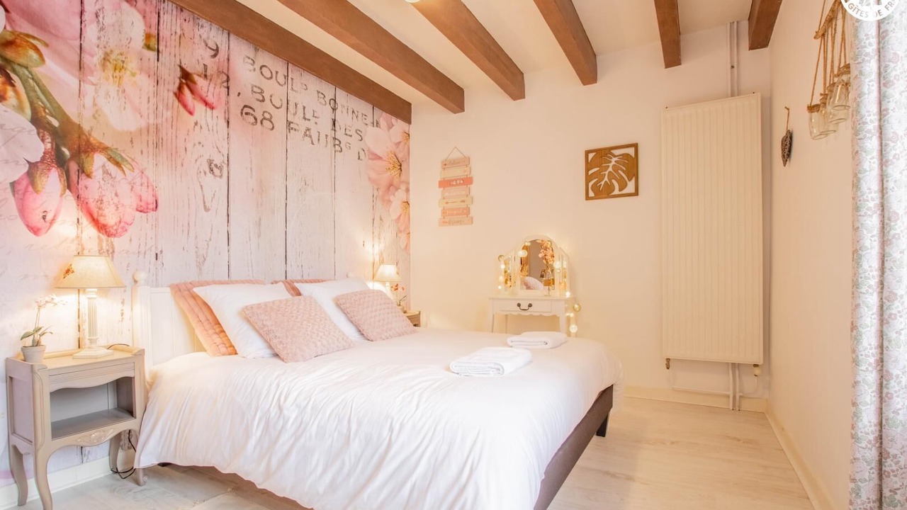Photo of Bedroom in Tournus