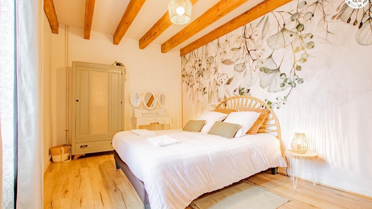 Photo of Bedroom in Tournus